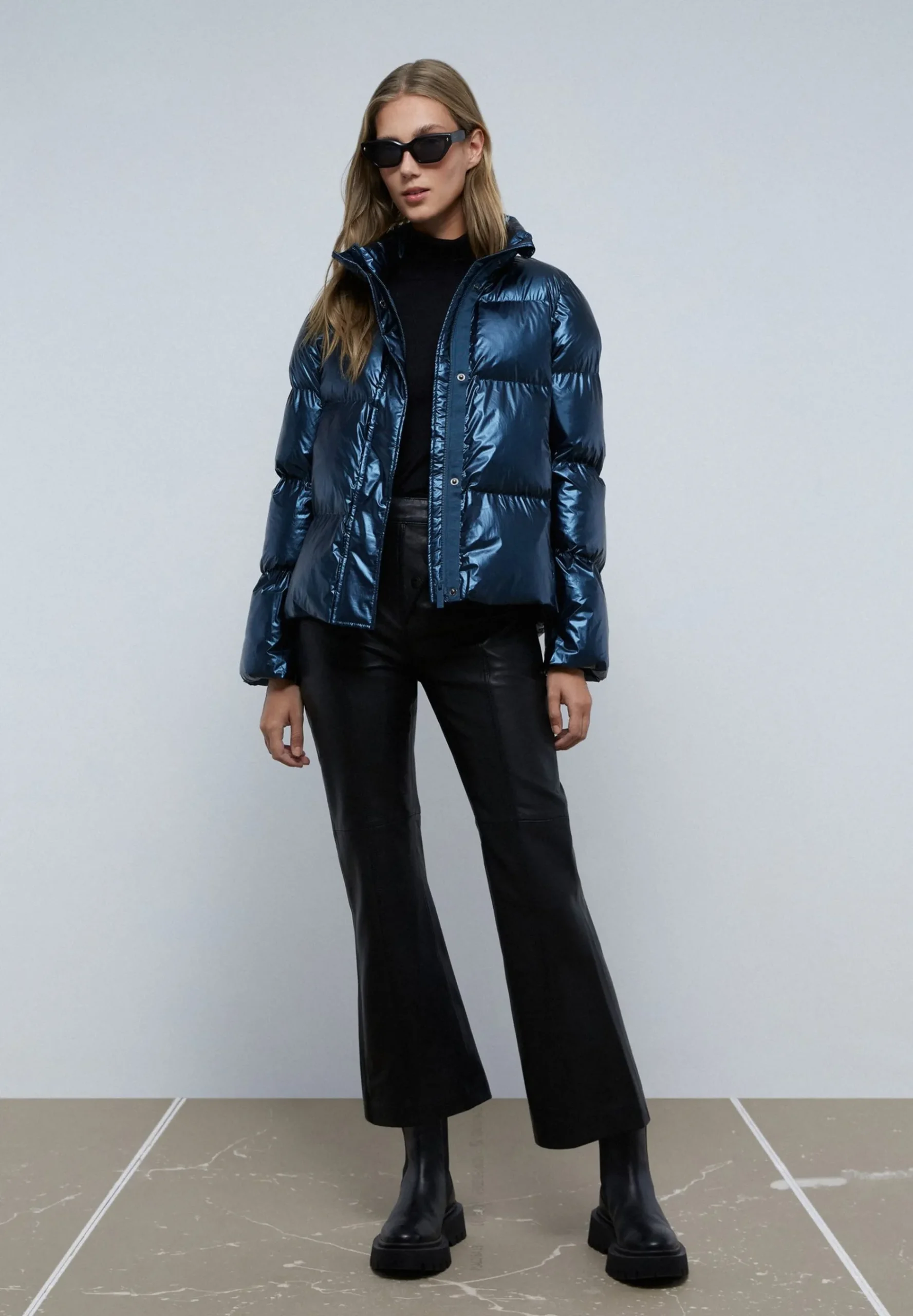 abrigo_acolchado_bufanda__2.webp scalperscompany Abrigo Acolchado Bufanda Desmontable-Mujer Abrigos Y Chaquetas