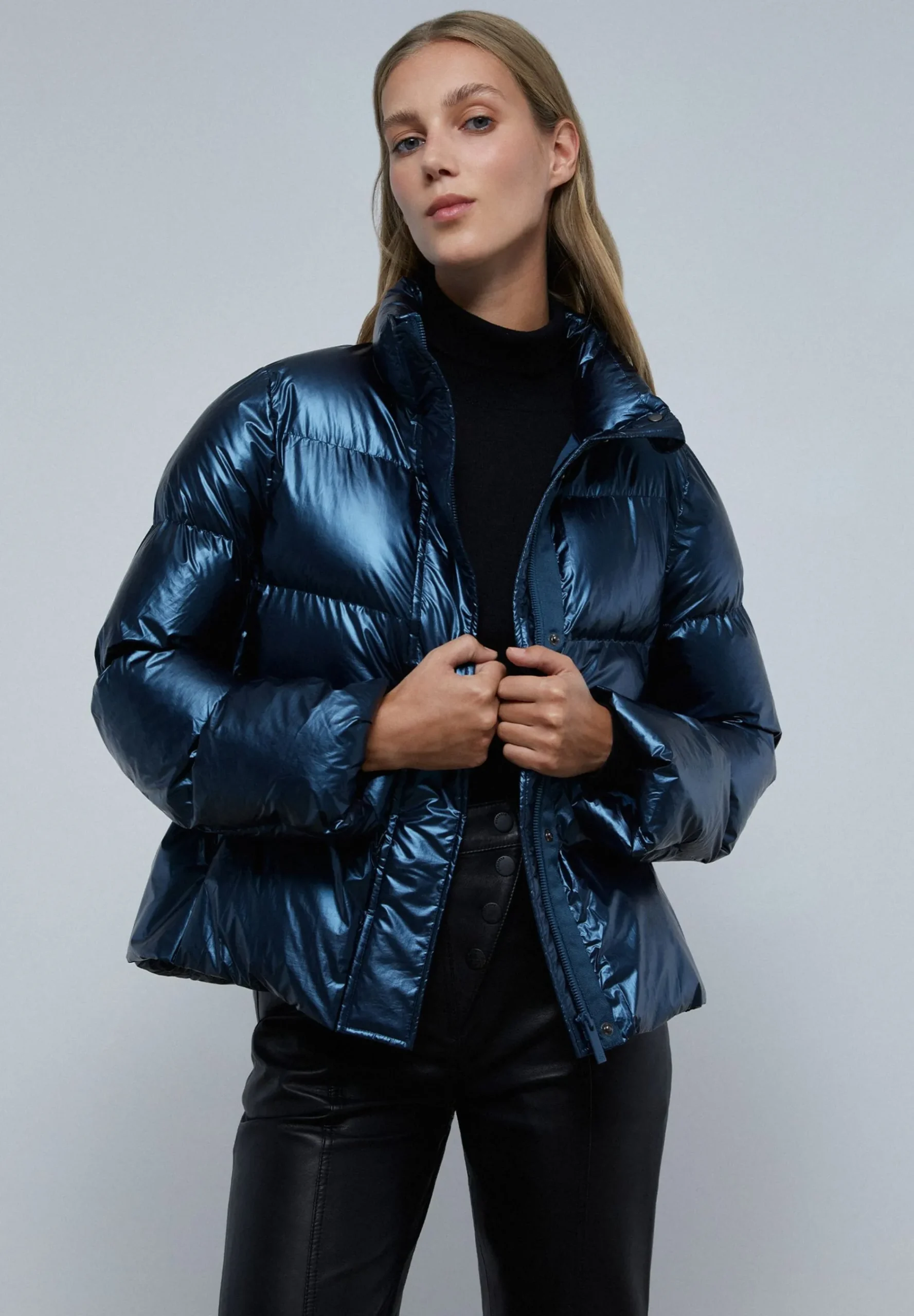 abrigo_acolchado_bufanda__3.webp scalperscompany Abrigo Acolchado Bufanda Desmontable-Mujer Abrigos Y Chaquetas