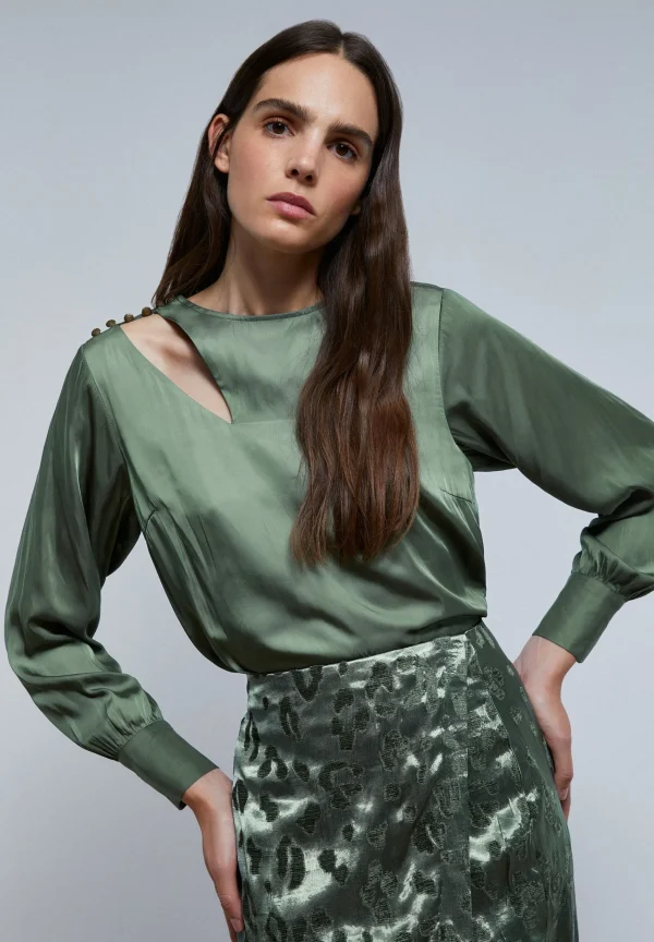 scalperscompany Blusa Satinada Abertura Hombro-Mujer Coleccion