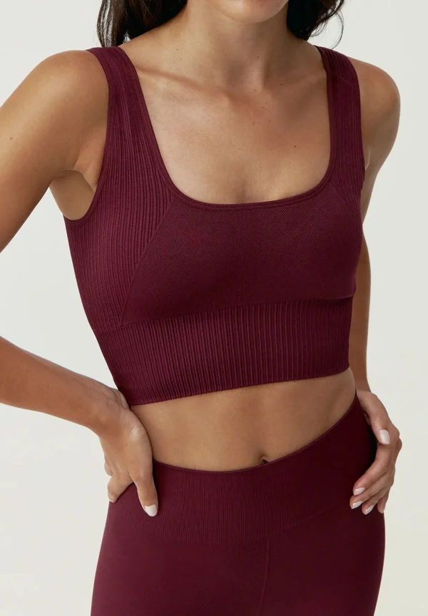 BORN LIVING YOGA | Top Yami-Mujer Ropa Deportiva