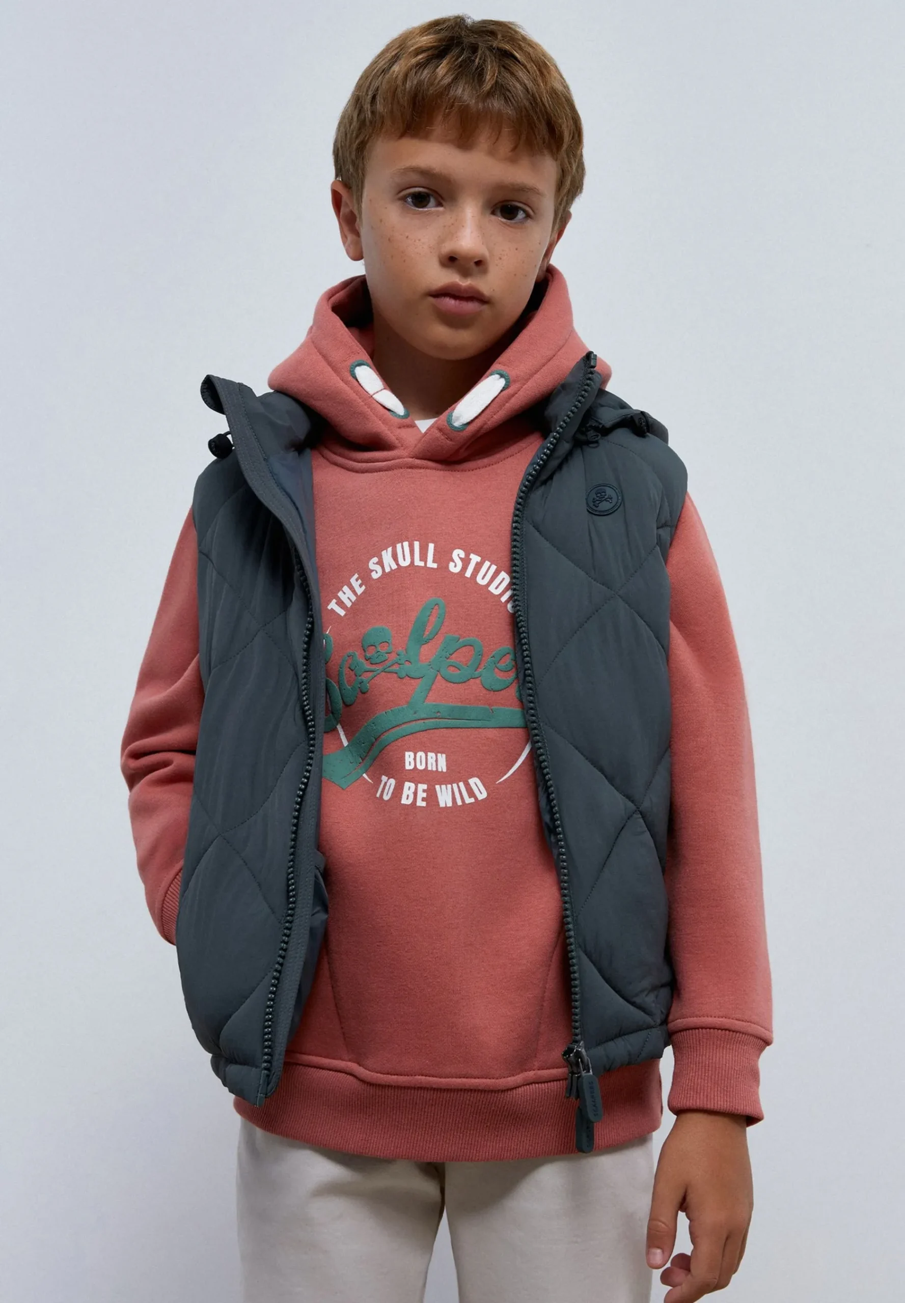 chaleco_acolchado_capucha_1-2.webp scalperscompany Chaleco Acolchado Capucha-Niños Abrigos Y Chaquetas