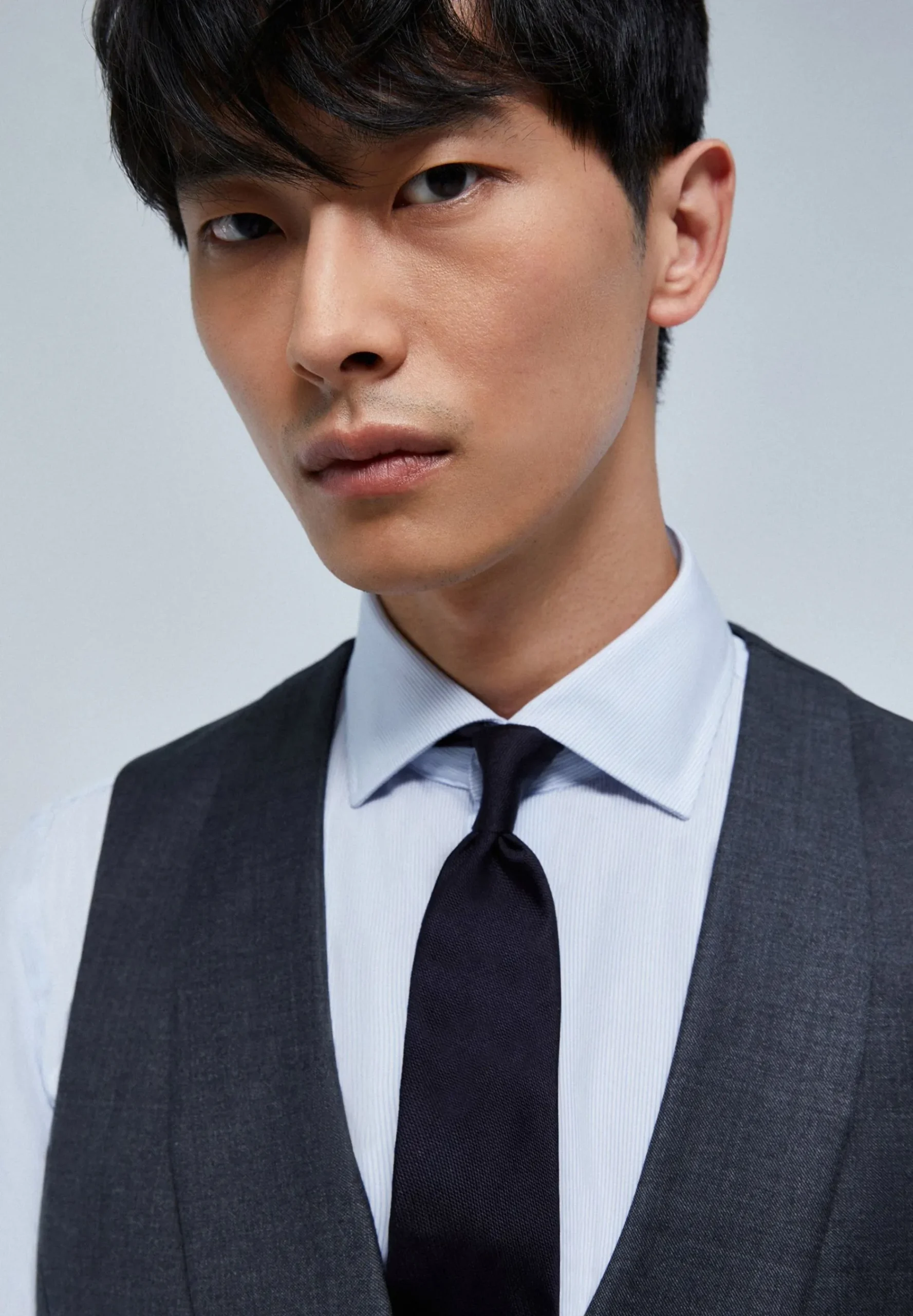 chaque_gris_lana_tres_pie_6.webp scalperscompany Chaque Gris Lana Tres Piezas-Hombre Trajes
