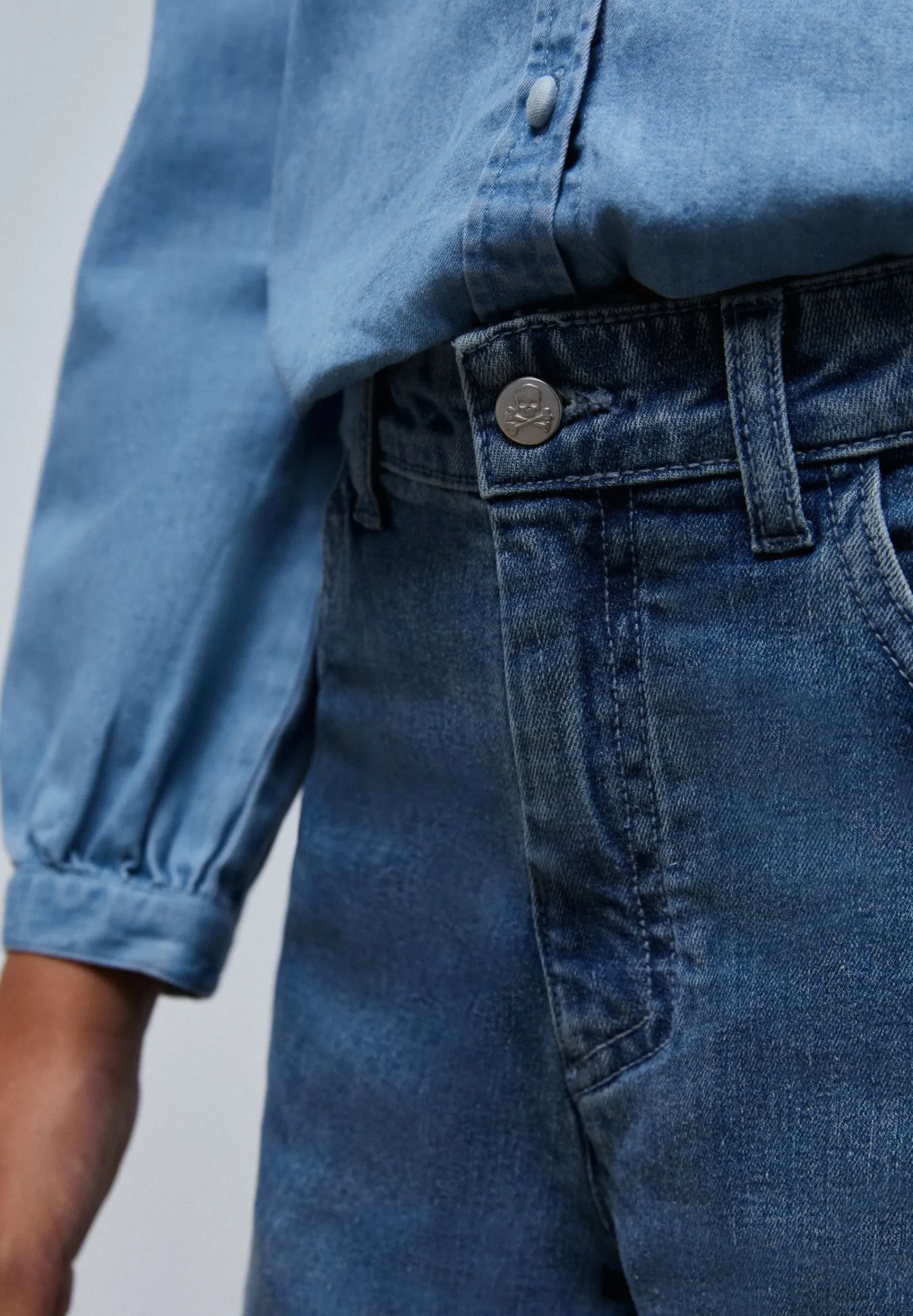 jeans_wide_leg_bordado_la_2.webp scalperscompany Jeans Wide Leg Bordado Lateral-Niños Pantalones Y Petos