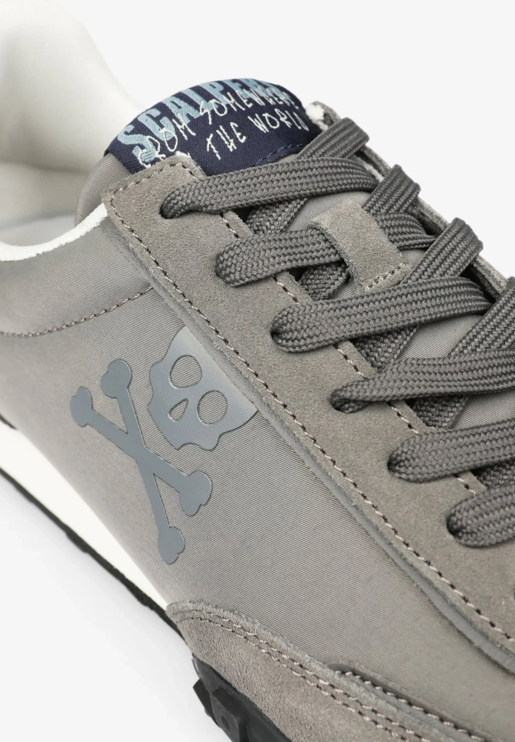 sneakers_bajas_print_cala_5.webp scalperscompany Sneakers Bajas Print Calavera-Hombre Sneakers