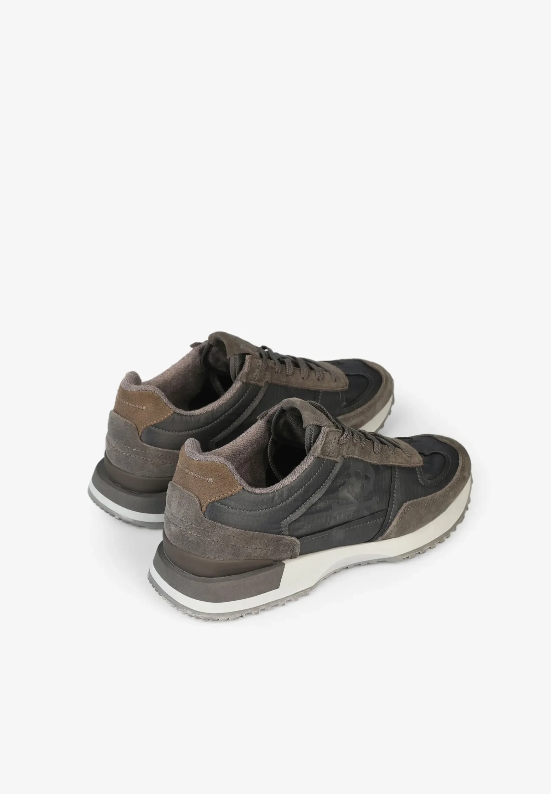 sneakers_calavera_lateral_5-8.webp scalperscompany Sneakers Calavera Lateral Tono-Hombre Sneakers