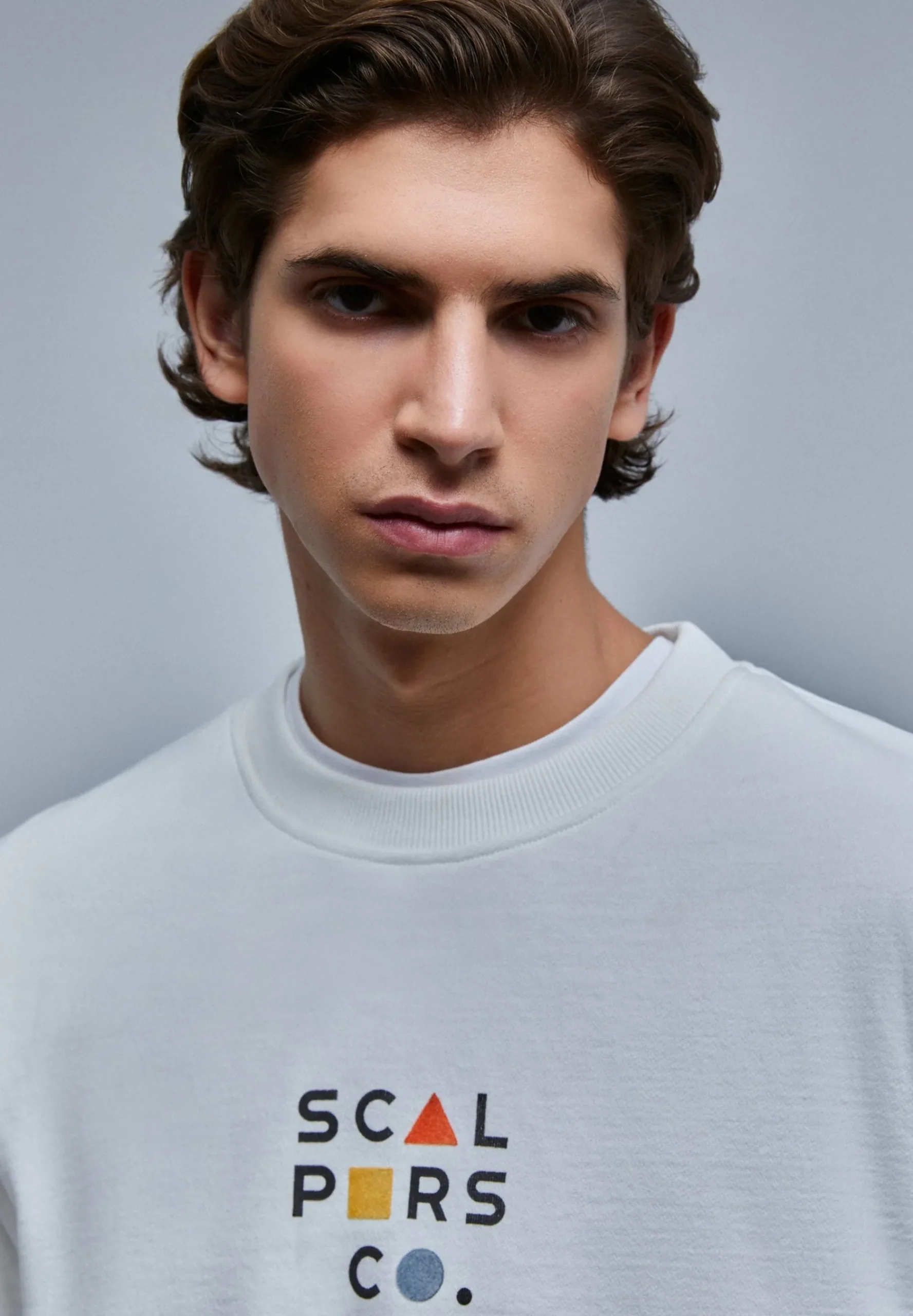 sudadera_logo_frontal_flo_2-1.webp scalperscompany Sudadera Logo Frontal Flocado-Hombre Sudaderas