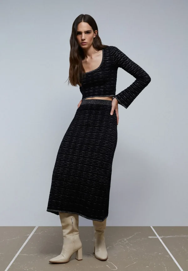 scalperscompany Top Cropped Abertura Trasera-Mujer Total Look