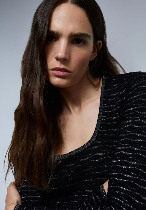 scalperscompany Top Cropped Abertura Trasera-Mujer Total Look