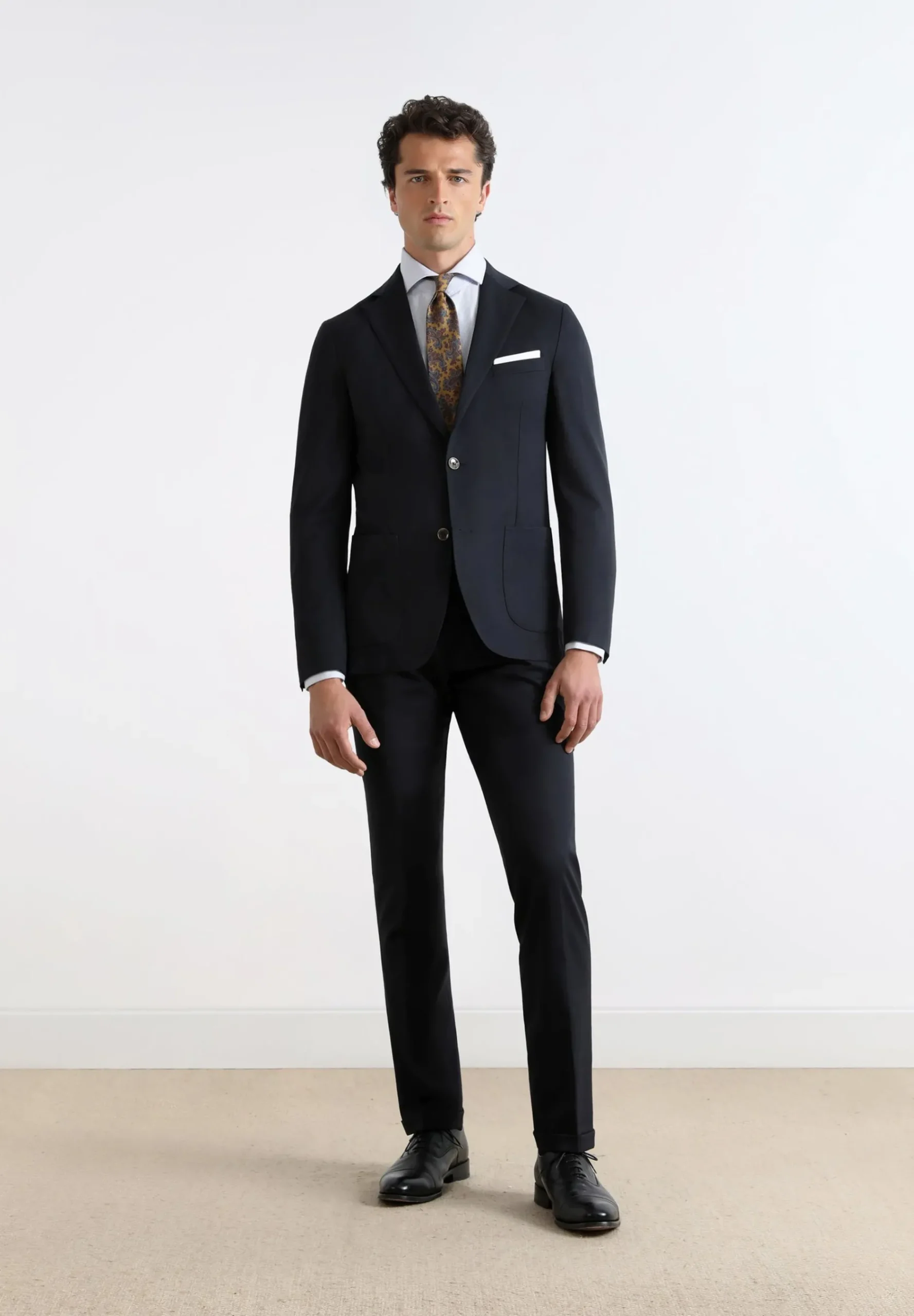 traje_azul_marino_ligero_0.webp scalperscompany Traje Azul Marino Ligero-Hombre Trajes